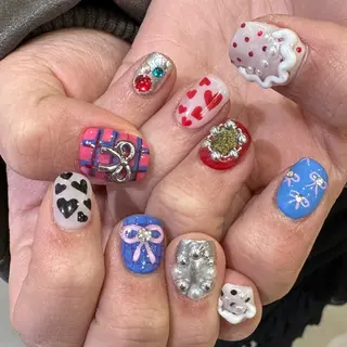 ネイル 🎶個性派ネイル💅 /Komachi❤️のマツエク・マツパデザイン