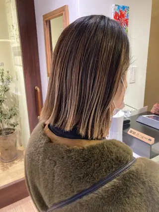 カラー 坂上 岳のヘアスタイル