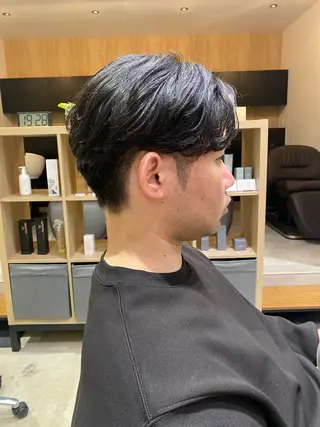 メンズ fumi🪞血色感 アップ艶カラーのヘアスタイル