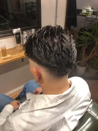 ショート メンズ 冨士川 英樹のヘアスタイル