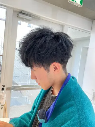 カラー ヘアアレンジ メンズ 艶髪✨寒色カラー✨ 翁長孝輔のヘアスタイル