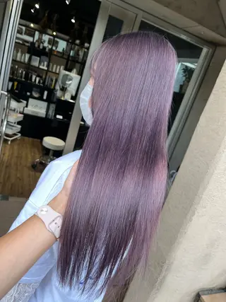 ロング カラー ミルクティーベージュ ブリーチ 店長 清水のヘアスタイル