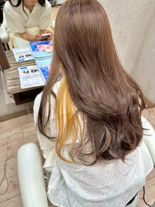 ロング カラー 阿部 美咲のヘアスタイル