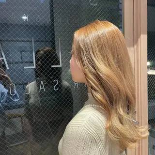 ミディアム カラー パーマ ヘアアレンジ ネイル 高井瑠華🌼 ストカールカット特化のヘアスタイル