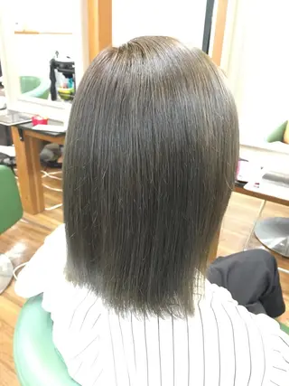 ショート カラー パーマ ヘアアレンジ メンズ キッズ ネイル マツエク・マツパ SHIORI💜口コ ミNo.1艶カラーのヘアスタイル