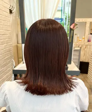 ミディアム カラー 下池 紗加のヘアスタイル