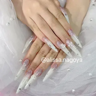 ネイル Jr.ネイリスト🤍 【Alissa】新栄のネイルデザイン