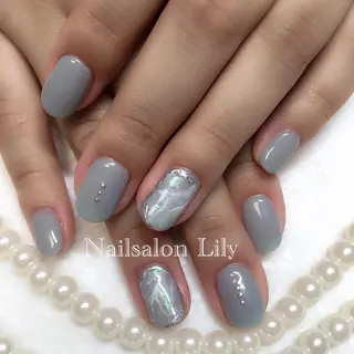 ネイル Lily*nail 🌻Mii🌻のネイルデザイン