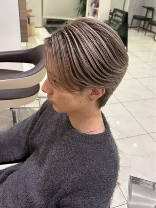 ショート カラー メンズ ブリーチ/パーマ 縮毛/レイヤーaoiのヘアスタイル