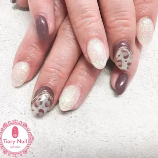ネイル tiarynail K K🐼のネイルデザイン