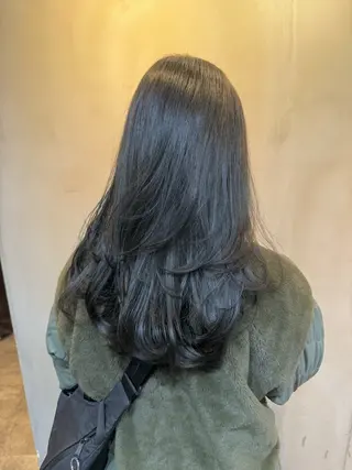 ロング カラー 透明感カラー 木戸口優也のヘアスタイル