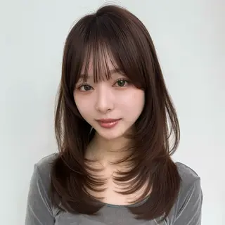 セミロング 似合わせレイヤー/ 透明感カラーのヘアスタイル