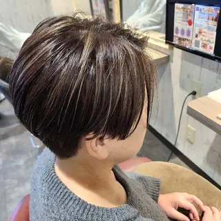 ショート カラー 大熊 智也のヘアスタイル