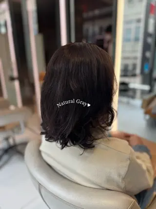 セミロング カラー パーマ 🤍たむら みなみ 銀座🤍のヘアスタイル