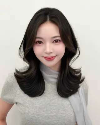 ロング カラー 韓国ヘア　紗希 🦋のヘアスタイル