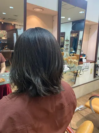 ミディアム カラー サプリームヘア 飯田みち瑠のヘアスタイル