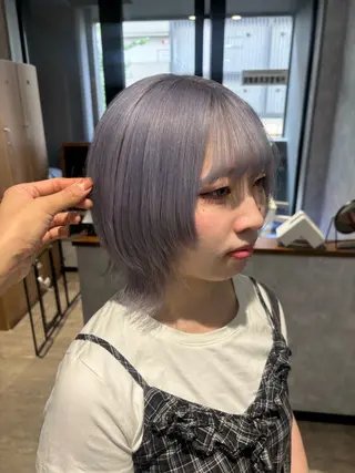 ショート 🌐NATSUMI 🌐【寒色カラー】のヘアスタイル