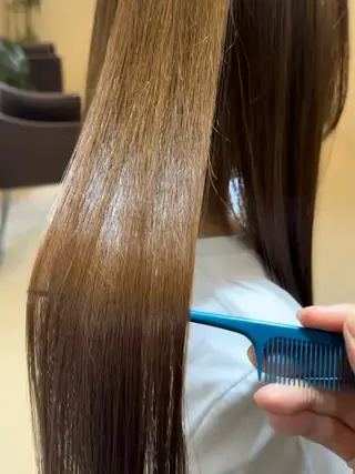 カラー 鈴木愛海/レイヤー /透明感カラーのヘアスタイル