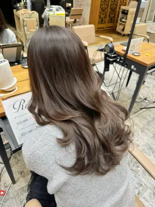 カラー 新宿/レイヤー 顔周りカット溝手優太のヘアスタイル