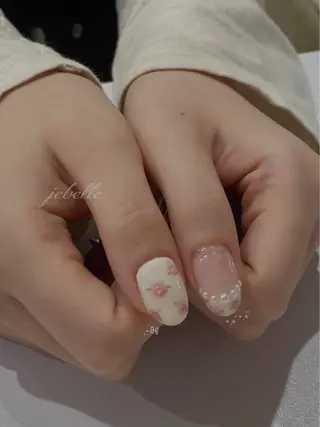 ネイル KARIN🦢 韓国⌇ワンホンネイルのネイルデザイン