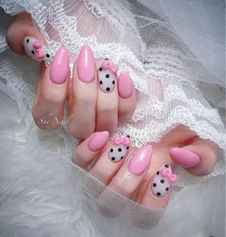 ネイル She   Nail所属・ISA_ BELLAのネイルデザイン