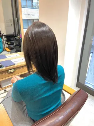 ミディアム 鈴木 梓のヘアスタイル