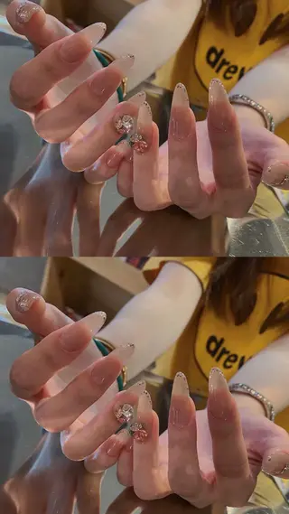 カラー ネイル Moonstone Salonのネイルデザイン