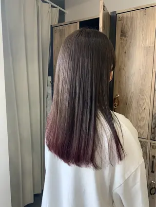ロング カラー 新岡 萌乃のヘアスタイル