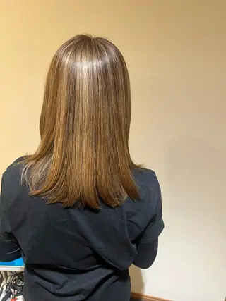 セミロング Lamie所属・大人女子&髪改善専門 Nobuフリーランスのヘアスタイル