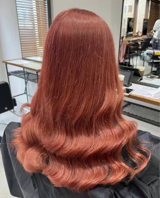 ロング カラー RIO🩶NEXT/ エクステ/ハイトーンのヘアスタイル