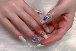 ネイル MoaNail🫶 Yoshiのネイルデザイン