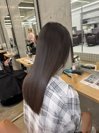 ロング 縮毛矯正×髪質改善× 艶髪カラー 吉原和磨のヘアスタイル