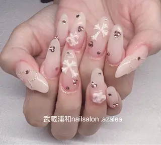 ネイル R inのネイルデザイン