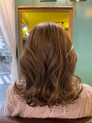 ミディアム 末石 智のヘアスタイル