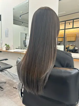 ロング 齋藤 真帆のヘアスタイル