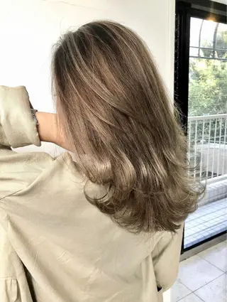 ロング パーマ ヘアアレンジ メンズ キッズ ネイル マツエク・マツパ アイブロウ 韓国風×透明感カラー 髪質改善オタベシンヤのヘアスタイル