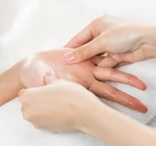 MAHINA所属・MAHINA 🌺KAYO🌺のネイルデザイン