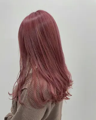 ロング カラー 宮本 円のヘアスタイル