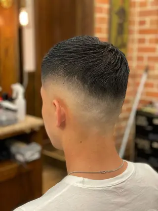 ショート メンズ 土井 康永のヘアスタイル