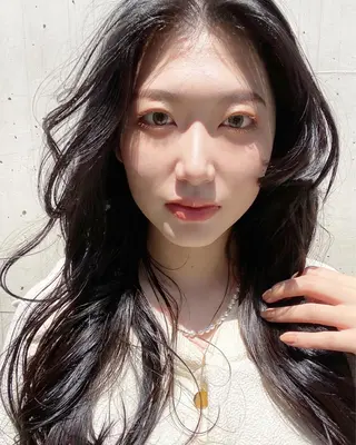 ロング カラー ヘアアレンジ ひなの .のその他イメージ