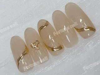 ネイル Nail •Head スパFortunaのネイルデザイン
