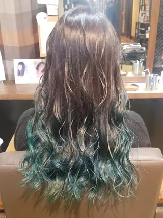 ロング カラー パピヨンロゼ 酸性/髪質改善のヘアスタイル