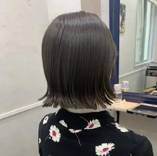 ショート カラー 大人女性の救世主💫 溝の口/岡部彩夏のヘアスタイル