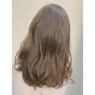 セミロング ヘッドスパニスト YUZURIのヘアスタイル