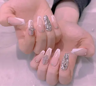 ネイル 美爪パラジェル導入店 Sunnilyのネイルデザイン