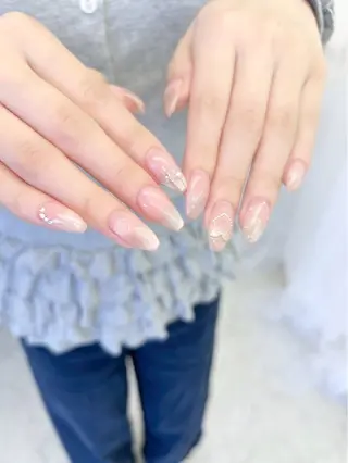 ネイル うるキラ✨ワンホン yuka🥂のネイルデザイン