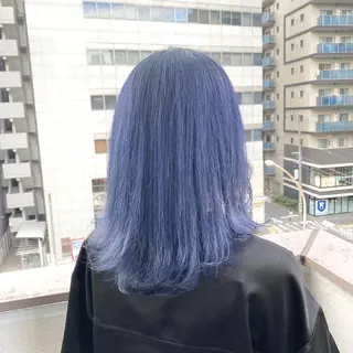 カラー ブリーチ縮毛矯正加藤 赤み無し透明感ヘアのヘアスタイル