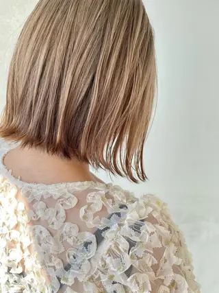 ショート カラー ボブ/ショート/ 縮毛矯正/岸本恭明のヘアスタイル