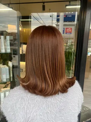 ミディアム alu yuinaのヘアスタイル
