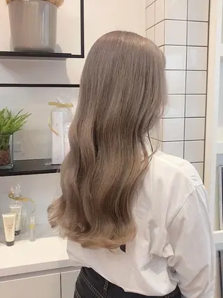 ロング カラー 髙橋 かすみのヘアスタイル